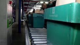 VIDEO Magazinele sunt gata de Paște, clienții nu. Cumpărătorii se gândesc de două ori înainte să pună ceva în coș